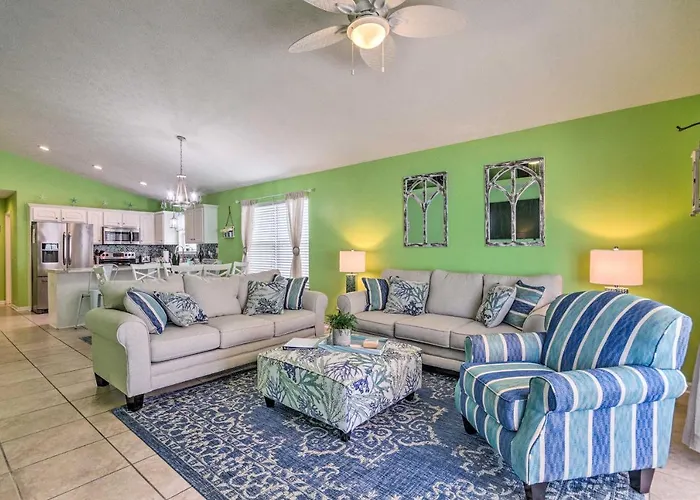 Pcb Retreat With Patio And Grill Less Than 1 Mi To Beach!