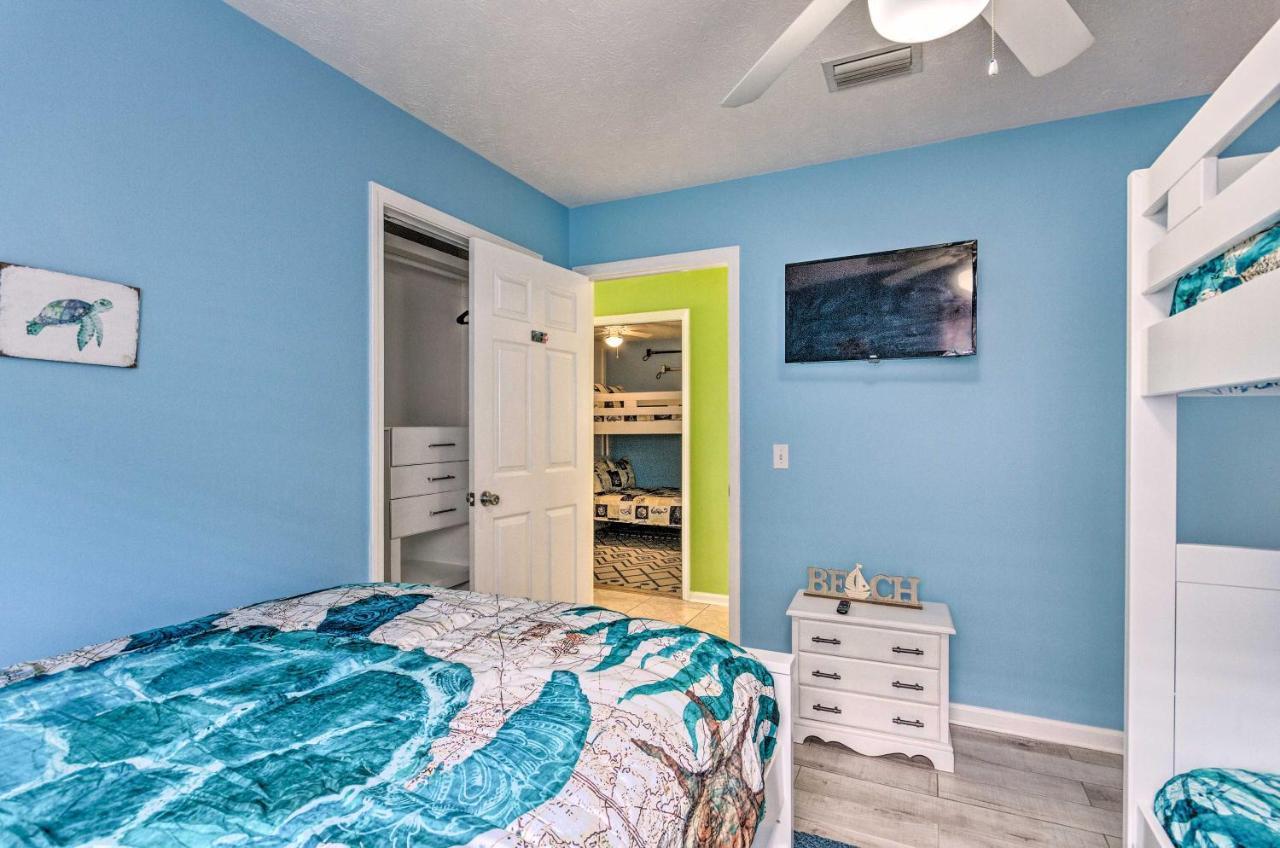 Pcb Retreat With Patio And Grill Less Than 1 Mi To Beach! Holiday home Panama City Beach