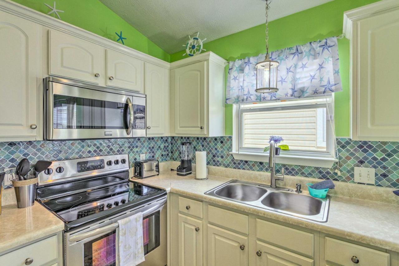 Pcb Retreat With Patio And Grill Less Than 1 Mi To Beach! Holiday home *